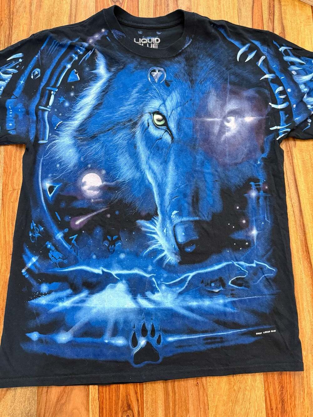 Vintage 2001 Liquid Blue Wolf All-Over Print Graphic T-Shirt
